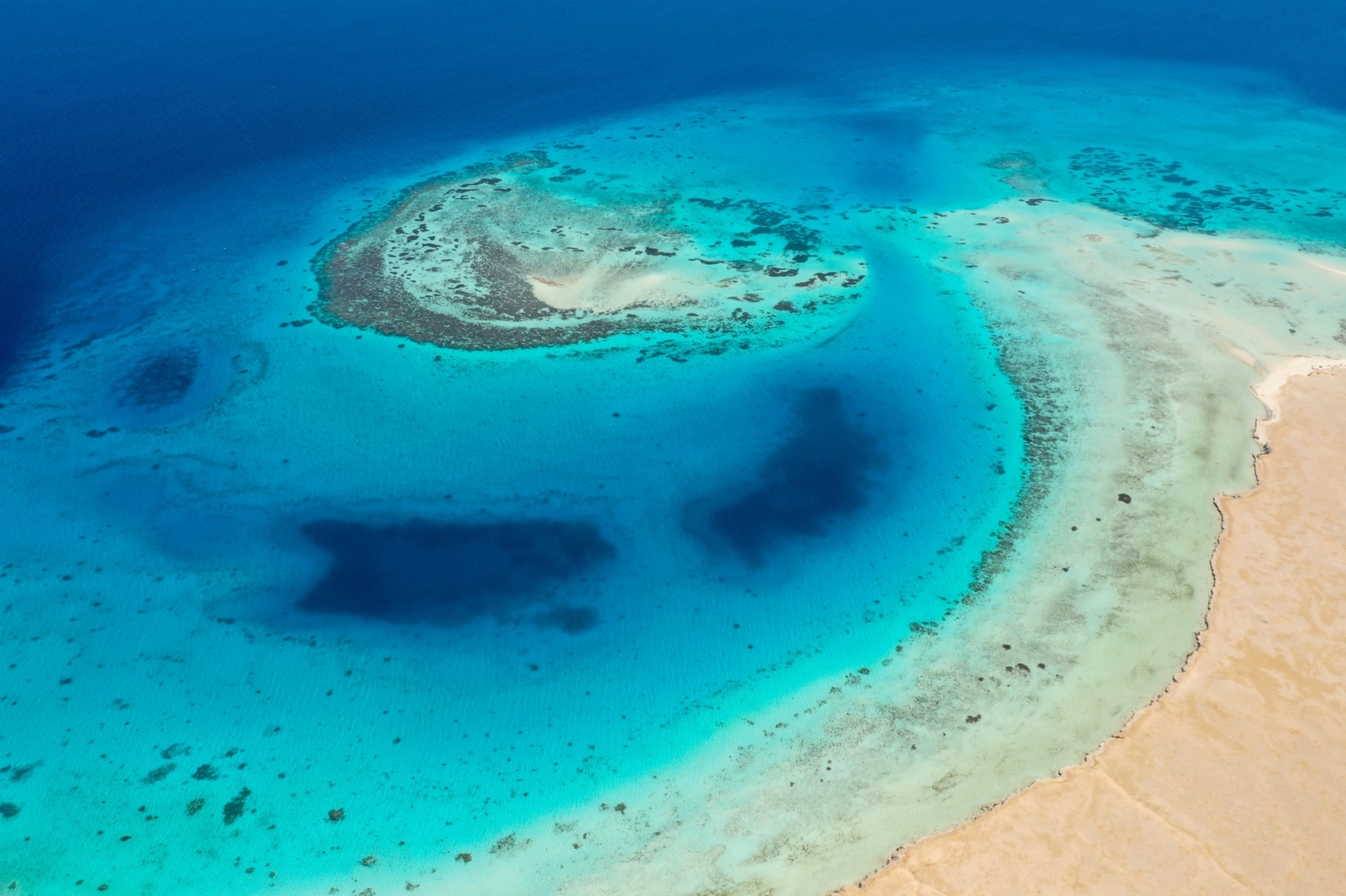 Jabal Al-Sabaya Island 2 © Cruise Saudi